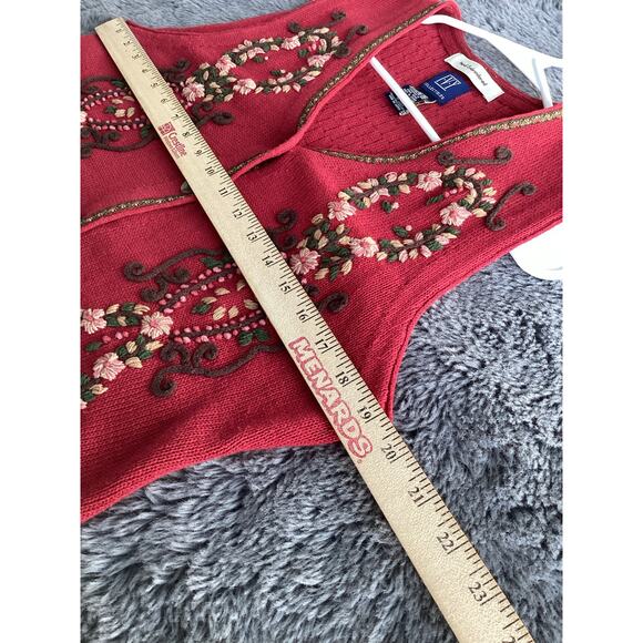 I.V.Y Collectibles Women's Hand Embroidered Sweater Vest Garnet Red Size XL - Picture 7 of 10